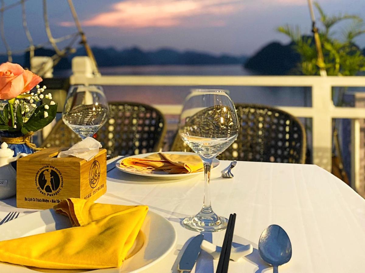 Hotel Victory Boutique Cruise Hạ Long Exterior foto